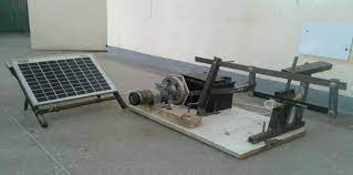 Solar operated hacksaw machine